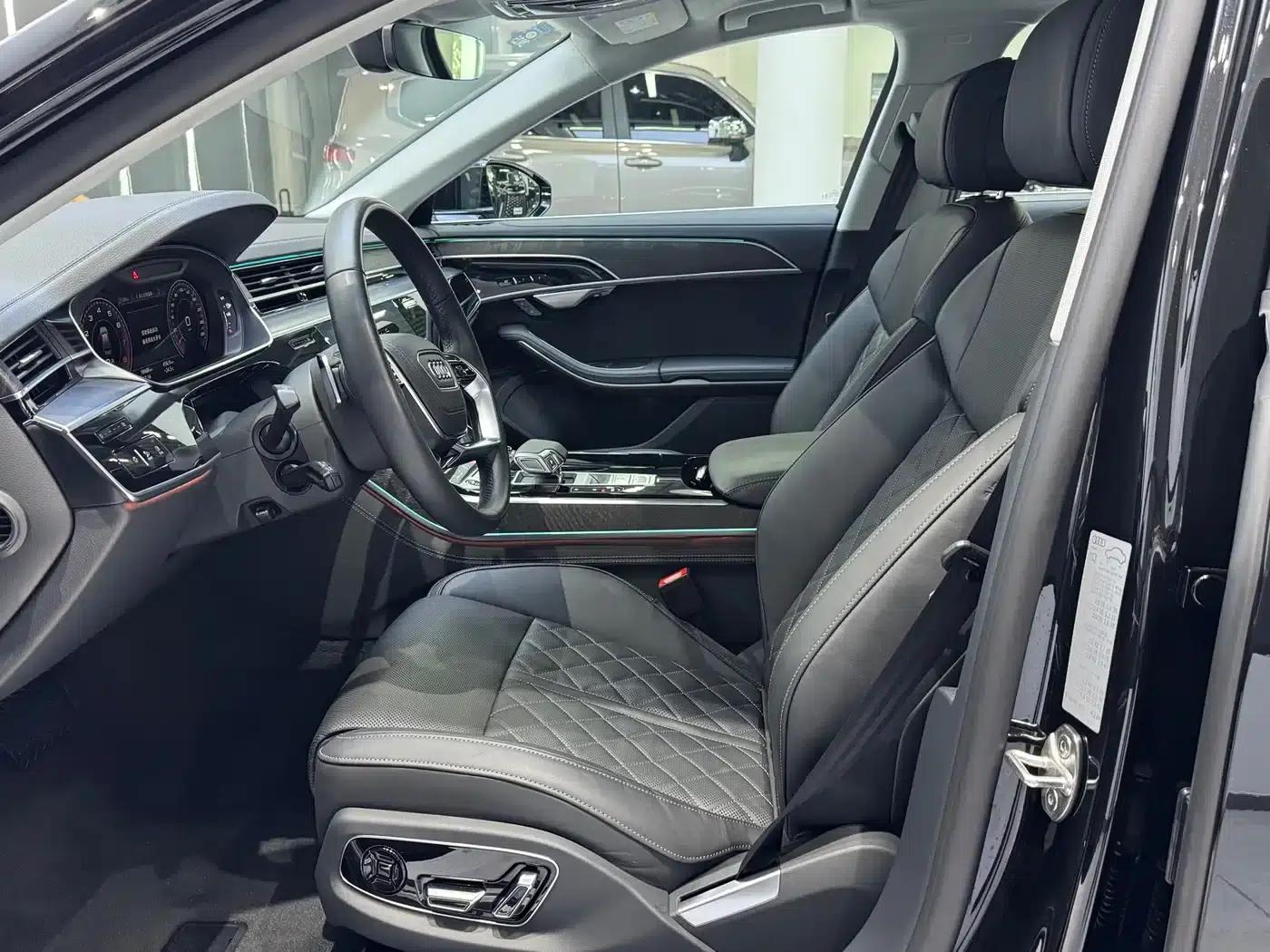 2024 Audi A8 A8L 50 TFSI quattro Premium Edition — миниатюра 11