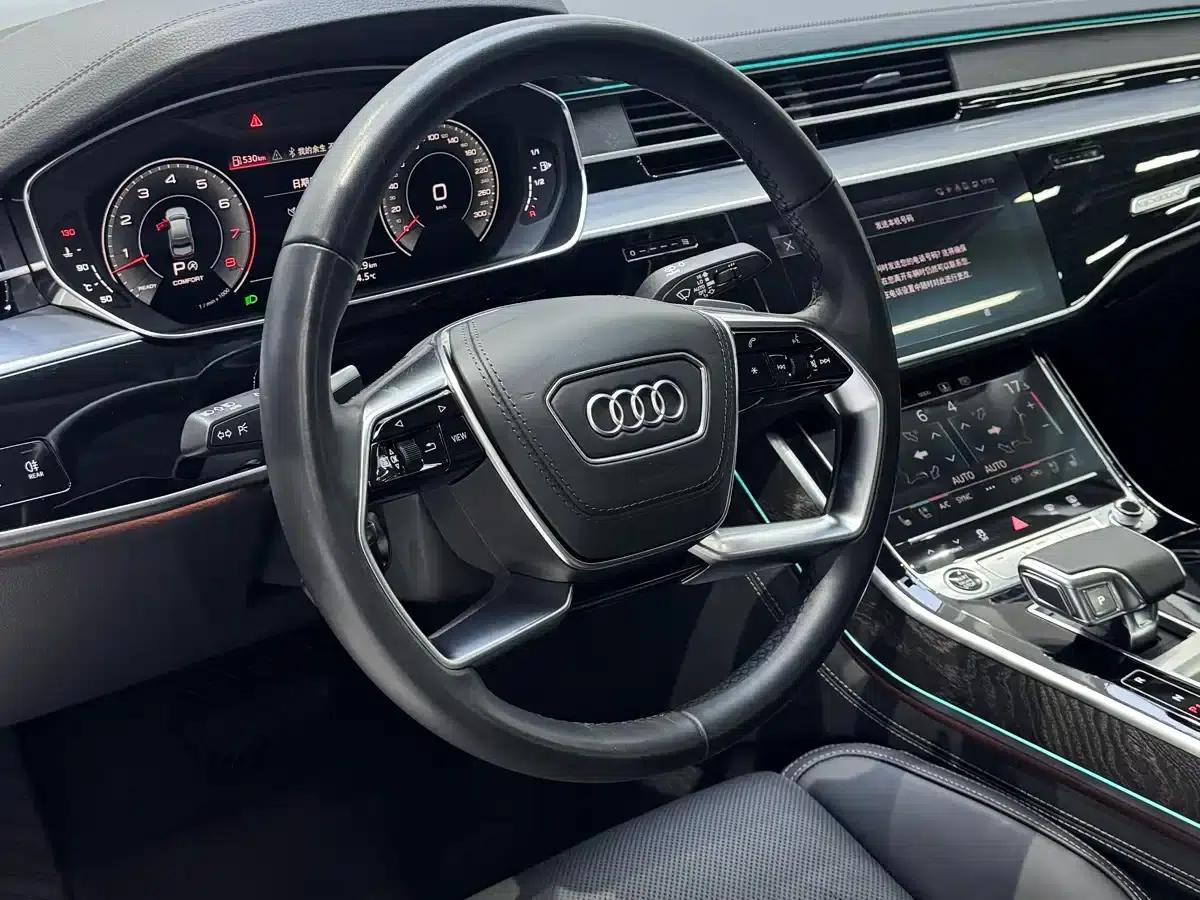 2024 Audi A8 A8L 50 TFSI quattro Premium Edition — миниатюра 9