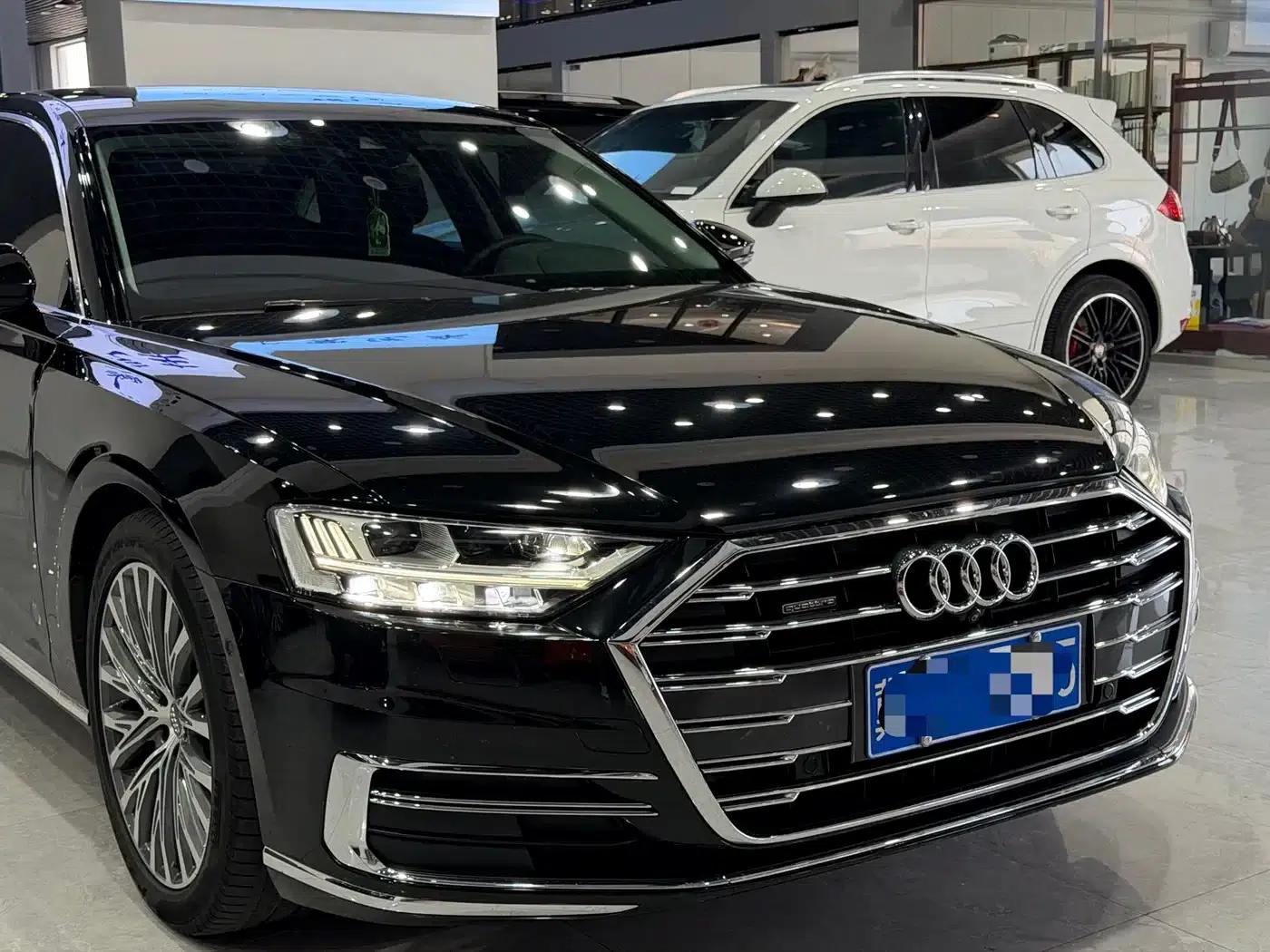 Audi A8 2018 A8L 55 TFSI quattro Premium Edition — миниатюра 3