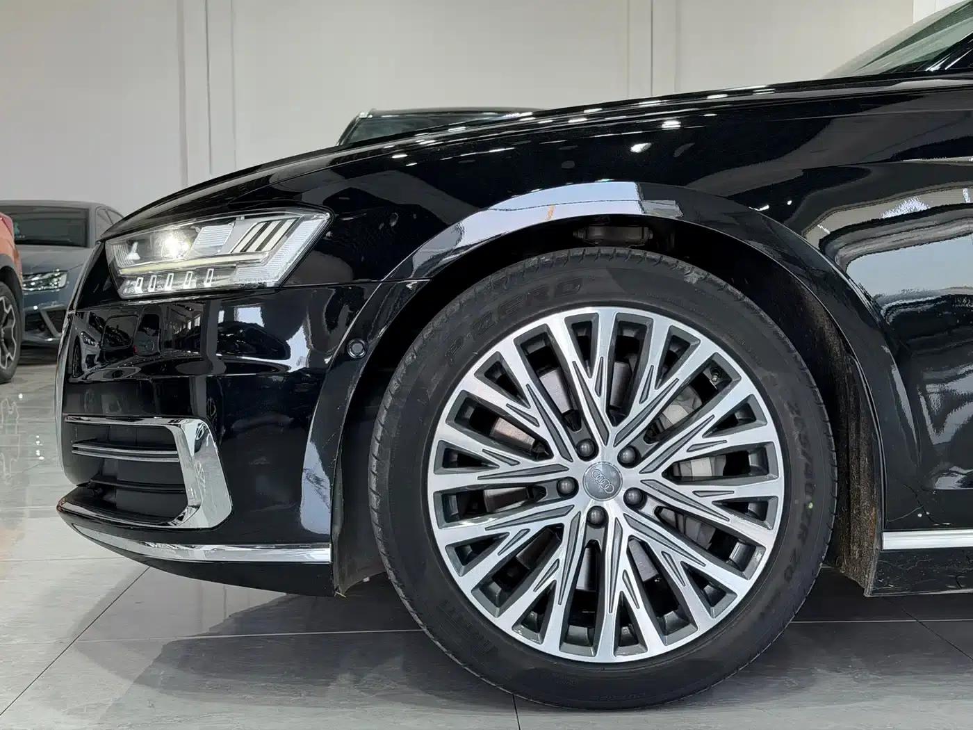 Audi A8 2018 A8L 55 TFSI quattro Premium Edition — миниатюра 21
