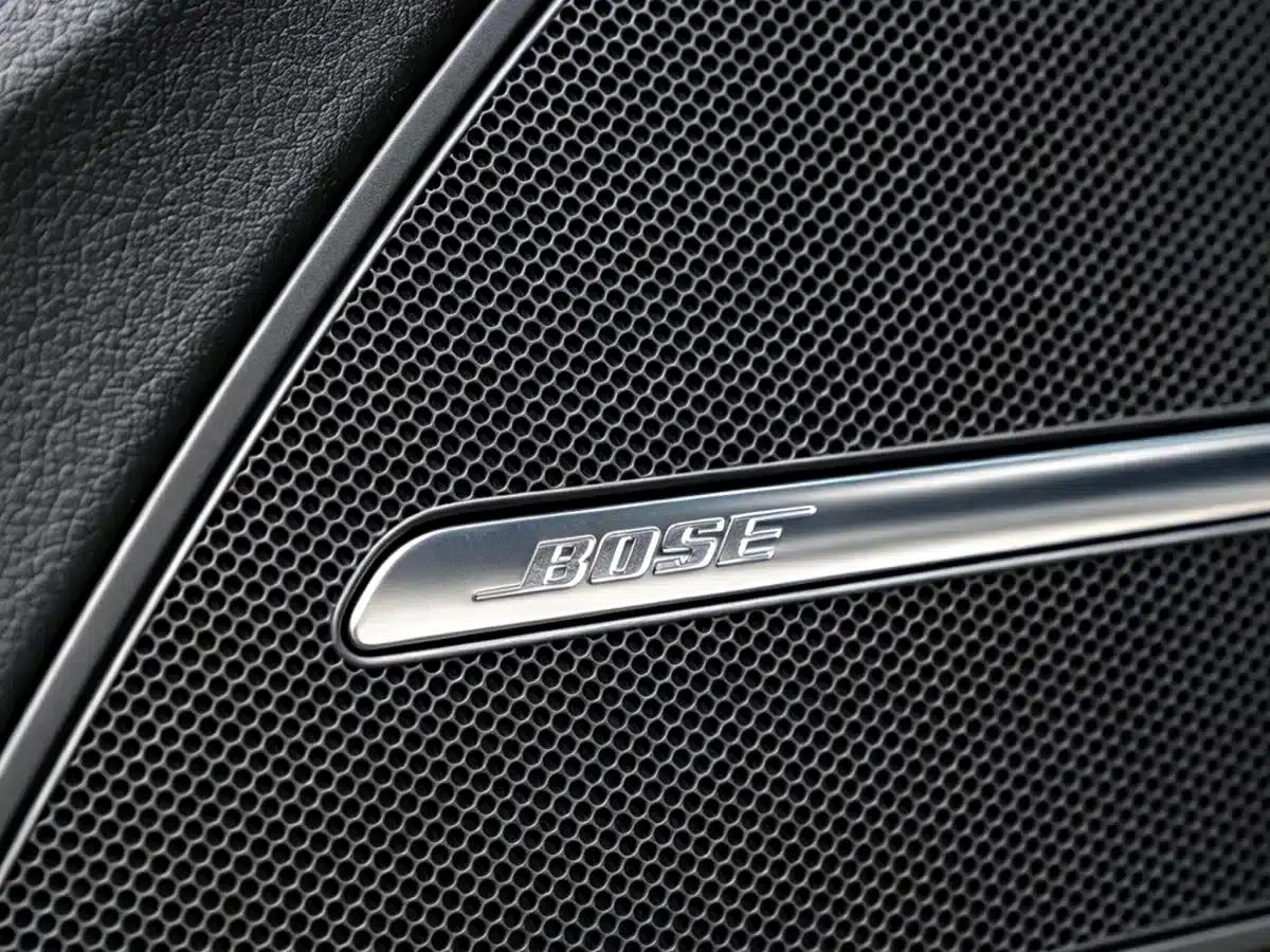 2012 Audi A8 A8L 50 TFSI quattro Premium — миниатюра 21