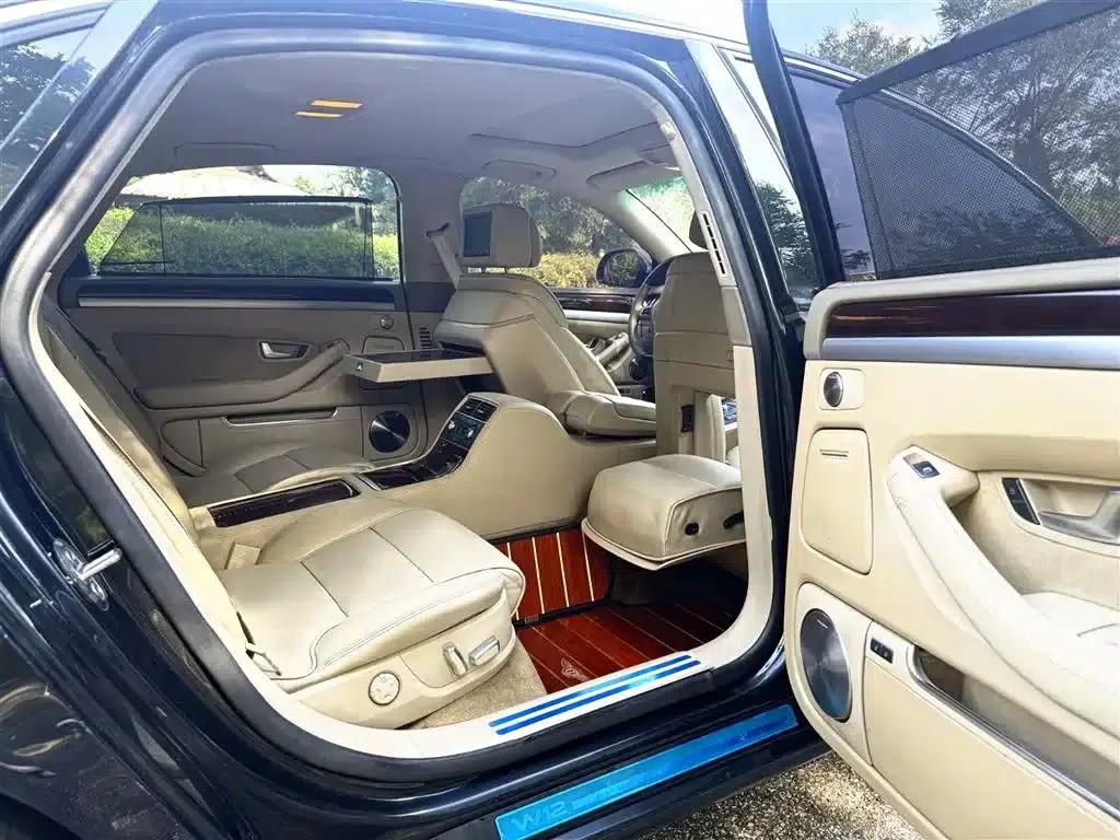 Audi A8 2009 A8L 6.0 W12 quattro Exclusive Prestige Edition — миниатюра 11