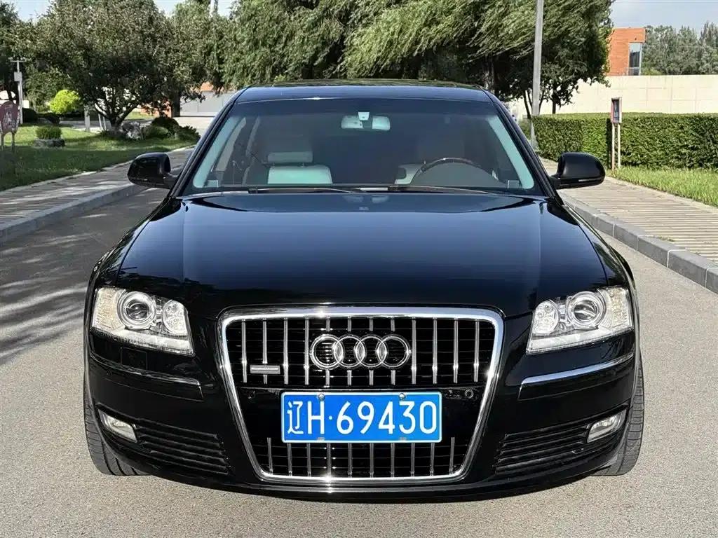 Audi A8 2010 4.2 FSI quattro Limited Edition — миниатюра 1