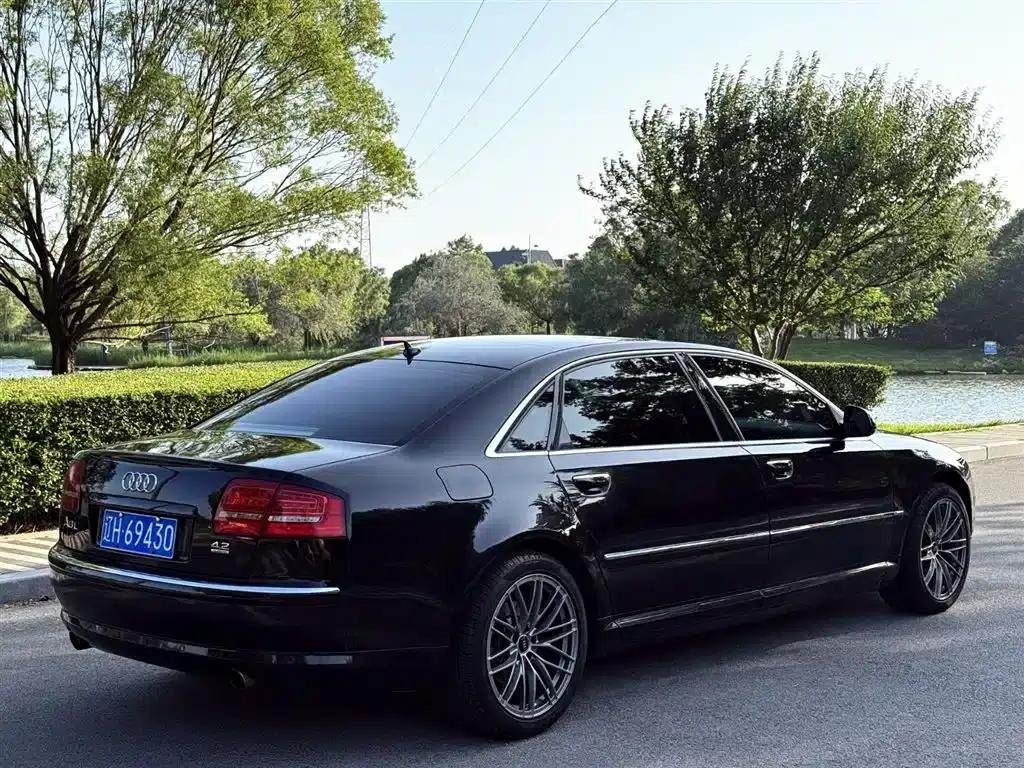 Audi A8 2010 4.2 FSI quattro Limited Edition — миниатюра 17