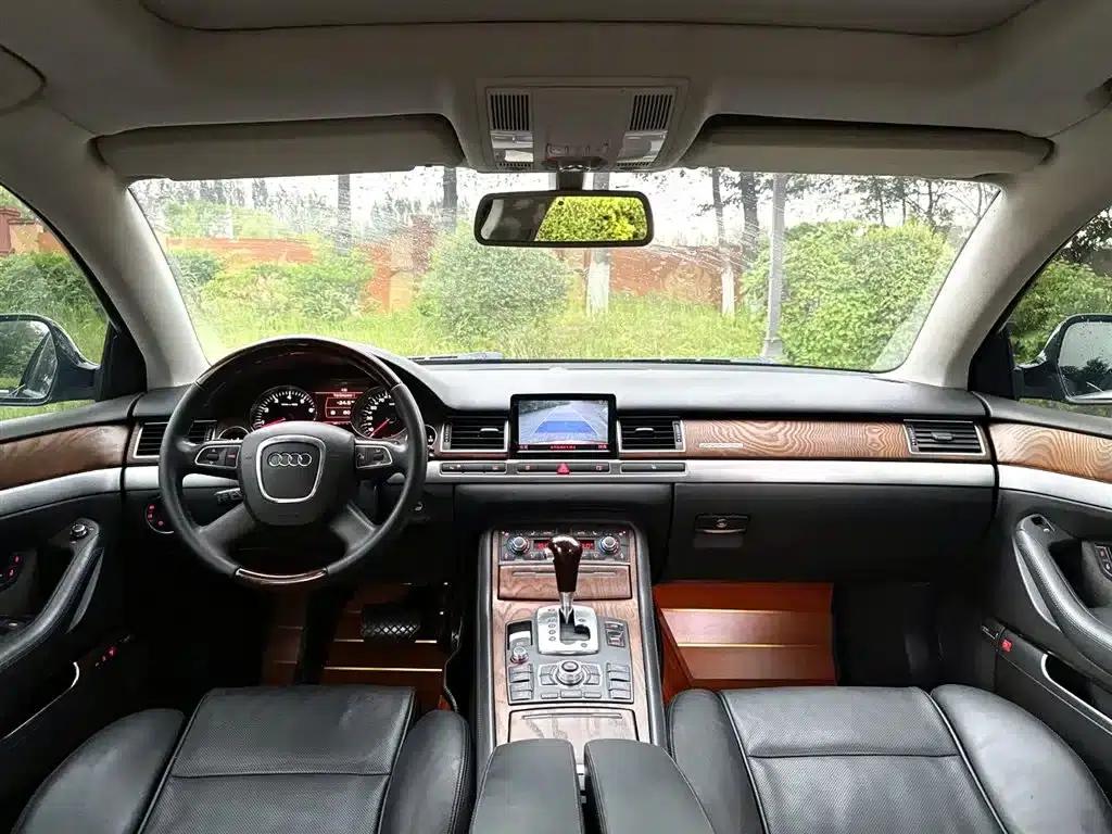 Audi A8 2010 4.2 FSI quattro Limited Edition — миниатюра 11