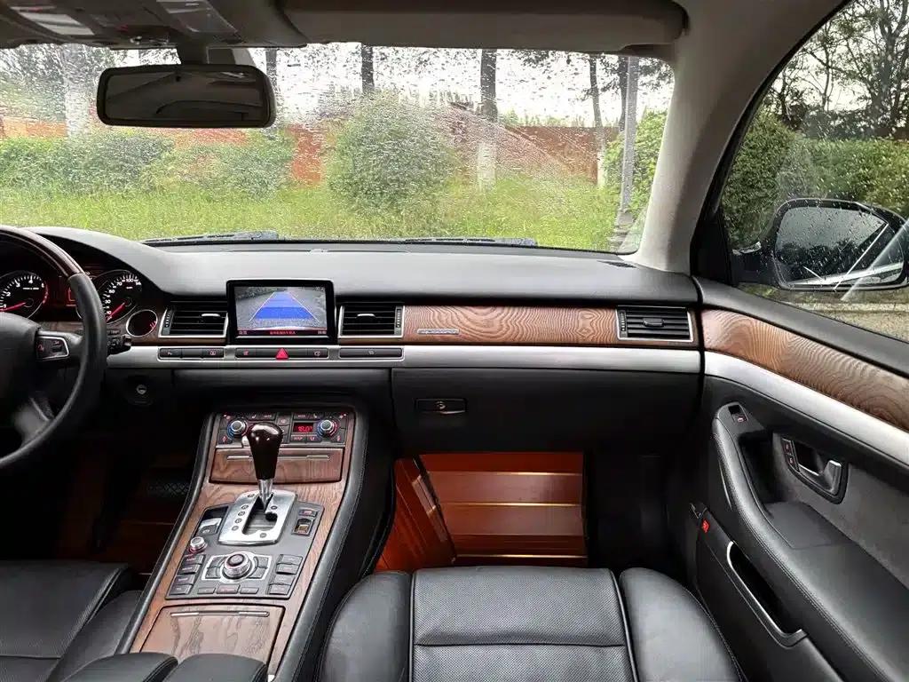 Audi A8 2010 4.2 FSI quattro Limited Edition — миниатюра 13