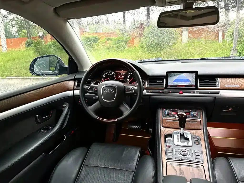 Audi A8 2010 4.2 FSI quattro Limited Edition — миниатюра 16
