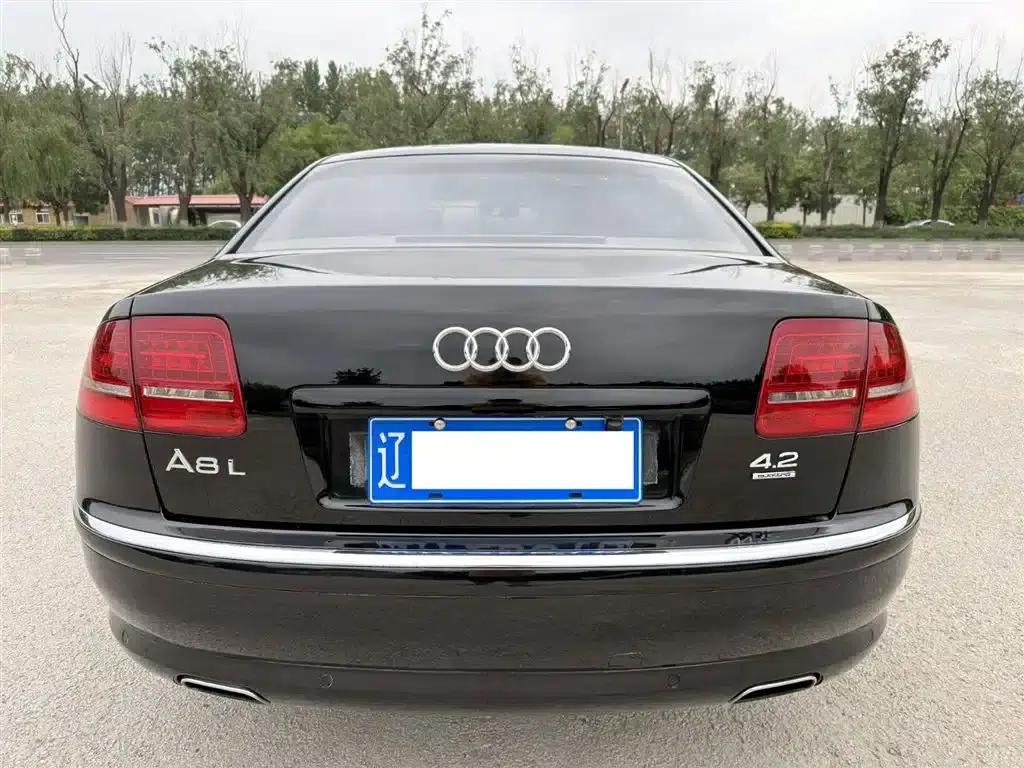 Audi A8 2010 4.2 FSI quattro Limited Edition — миниатюра 18