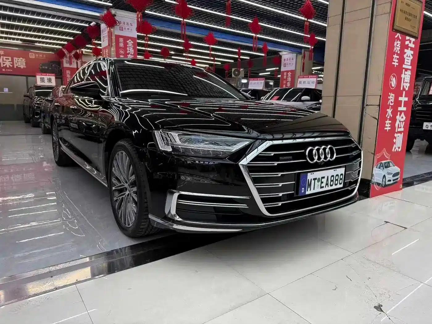 2018 Audi A8 A8L 55 TFSI quattro Luxury — миниатюра 2