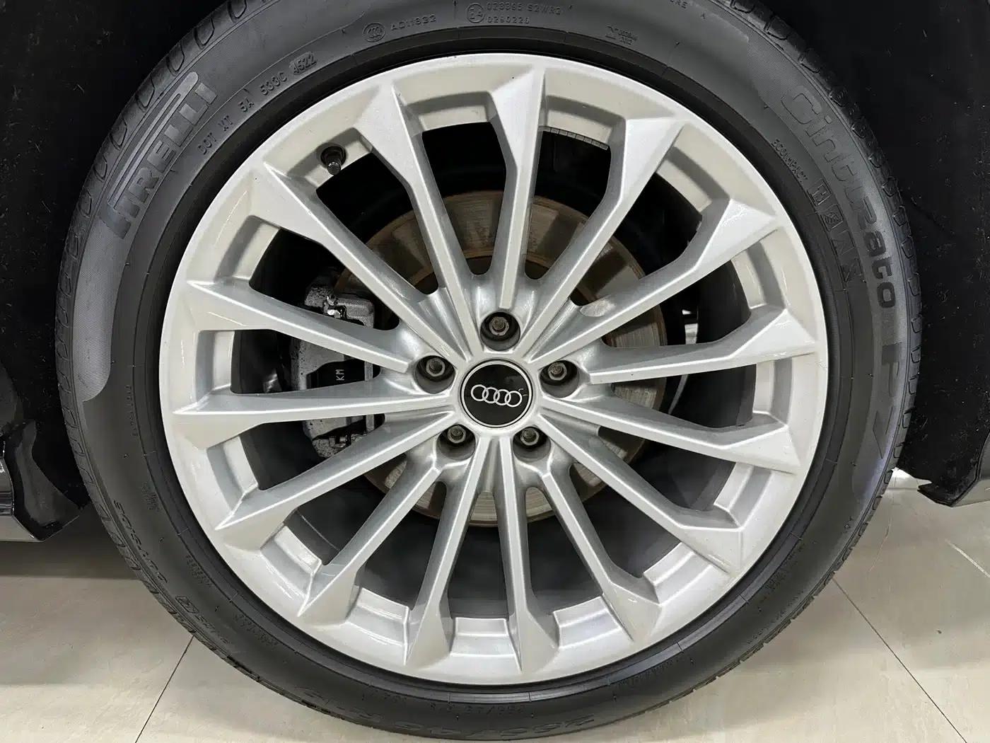 2023 Audi A8 A8L 45 TFSI quattro Luxury — миниатюра 8