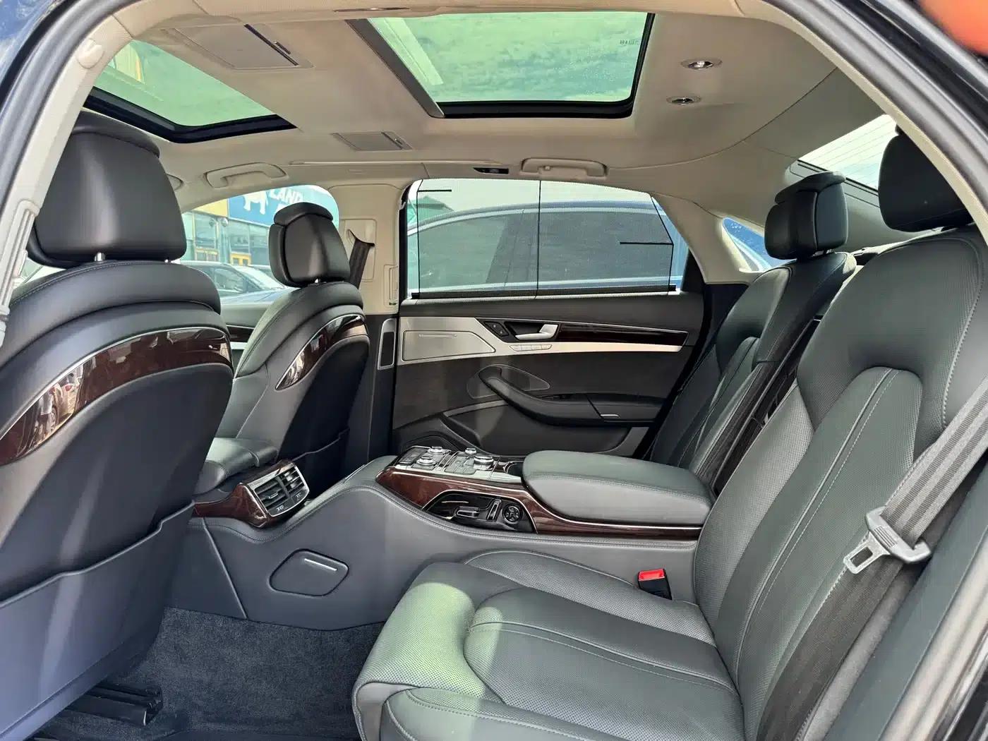 2013 Audi A8 A8L 45 TFSI quattro Exclusive Edition — миниатюра 20