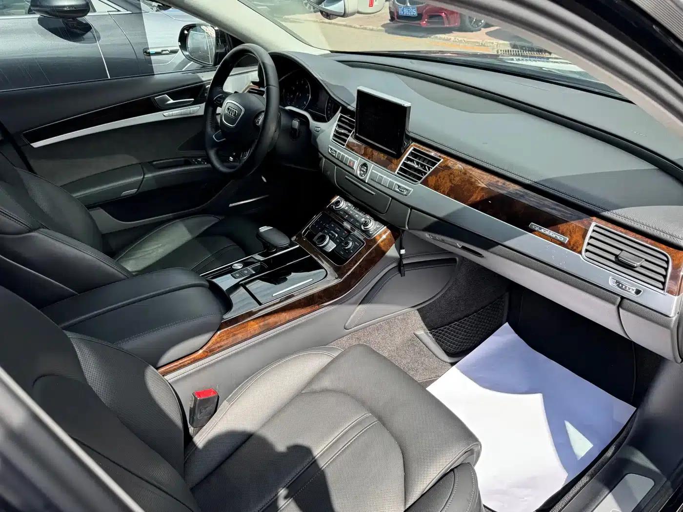 2013 Audi A8 A8L 45 TFSI quattro Exclusive Edition — миниатюра 31