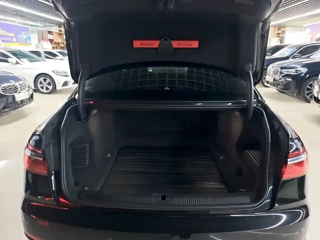 2021 Audi A8 A8L 50 TFSI quattro Comfort — миниатюра 19