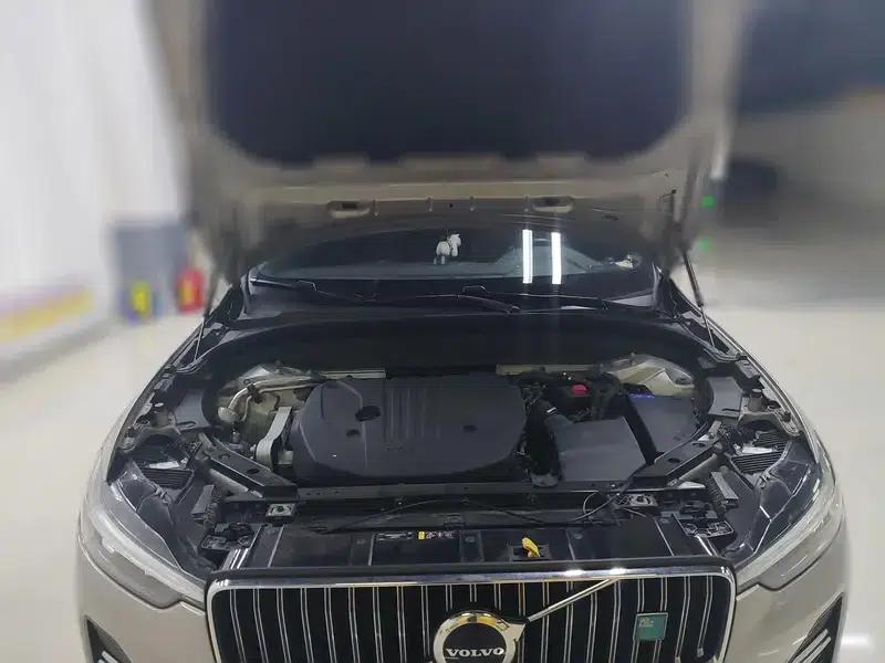 2022 Volvo XC60 B5 AWD Inscription Luxury Edition — миниатюра 20