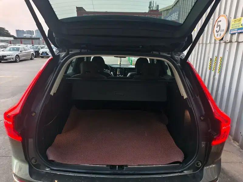 2020 Volvo XC60 T5 AWD Inscription Luxury Edition — миниатюра 15