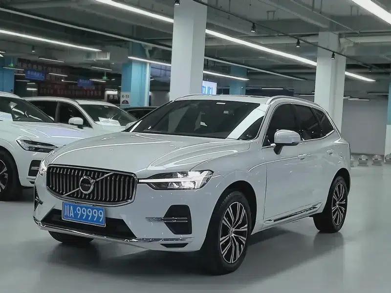 2022 Volvo XC60 B5 AWD Inscription Luxury Edition — миниатюра 1