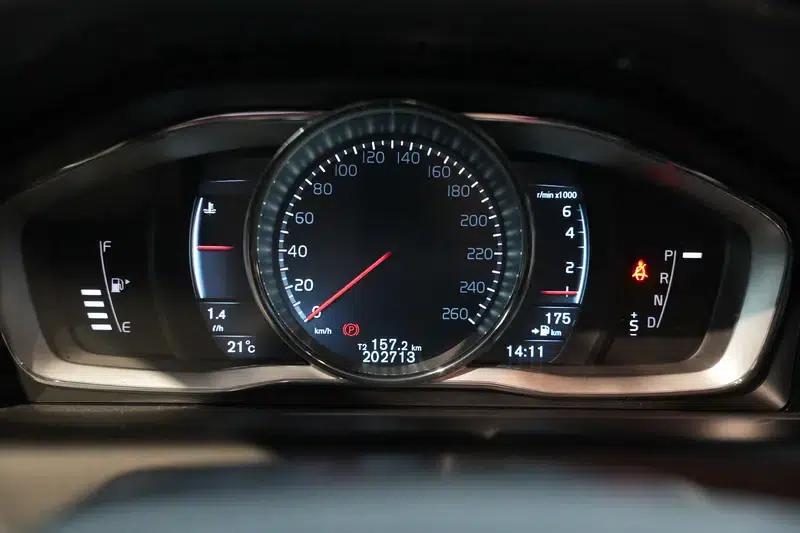 2016 Volvo XC60 T5 Smart Edition — миниатюра 14