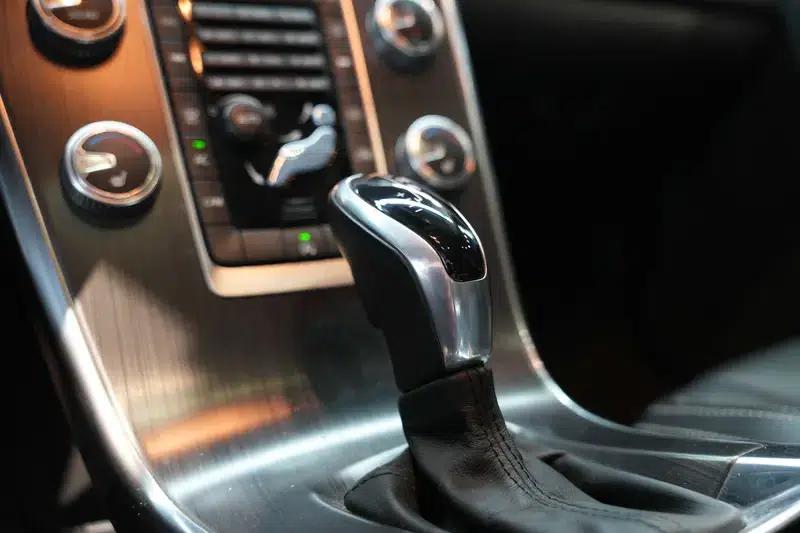 2016 Volvo XC60 T5 Smart Edition — миниатюра 16
