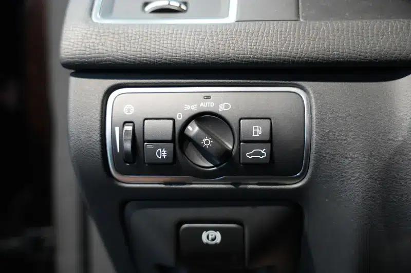 2016 Volvo XC60 T5 Smart Edition — миниатюра 17