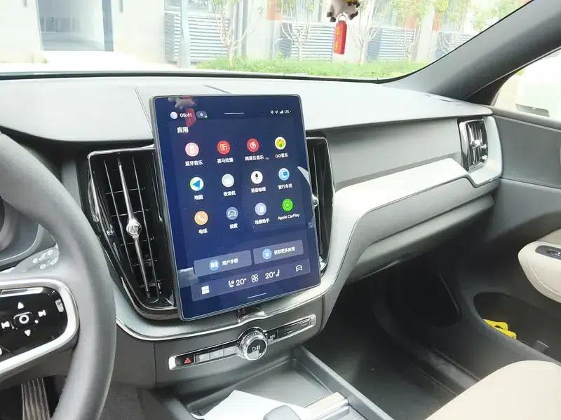 2026 Volvo XC60 B5 AWD Inscription Luxury Edition — миниатюра 12