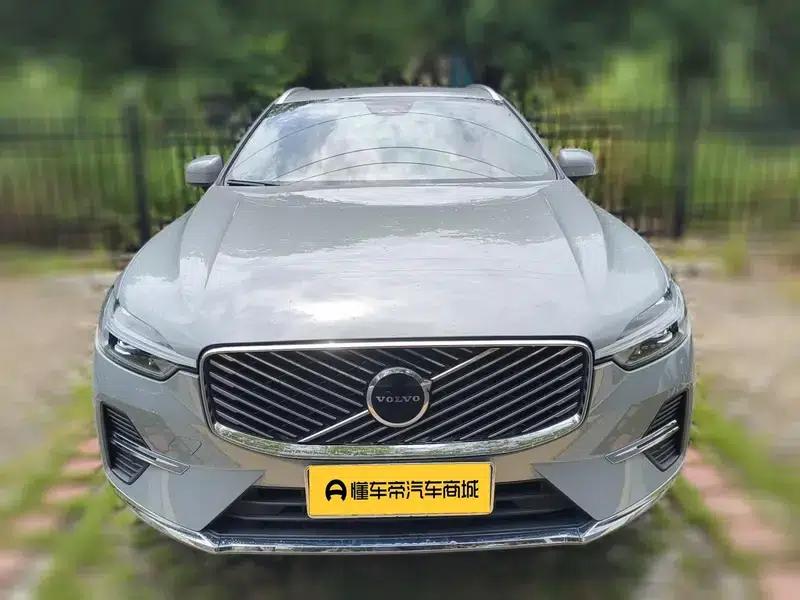 2026 Volvo XC60 B5 AWD Inscription Luxury Edition — миниатюра 2