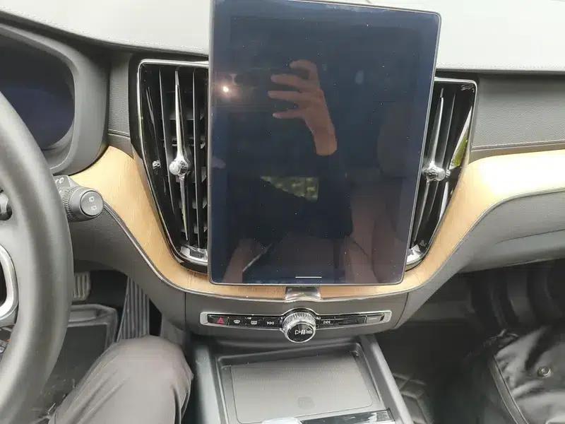 2026 Volvo XC60 B5 AWD Inscription Luxury Edition — миниатюра 12
