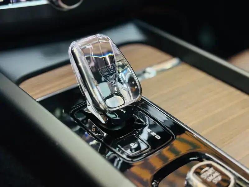 2024 Volvo XC60 B5 AWD Inscription Luxury Edition — миниатюра 14
