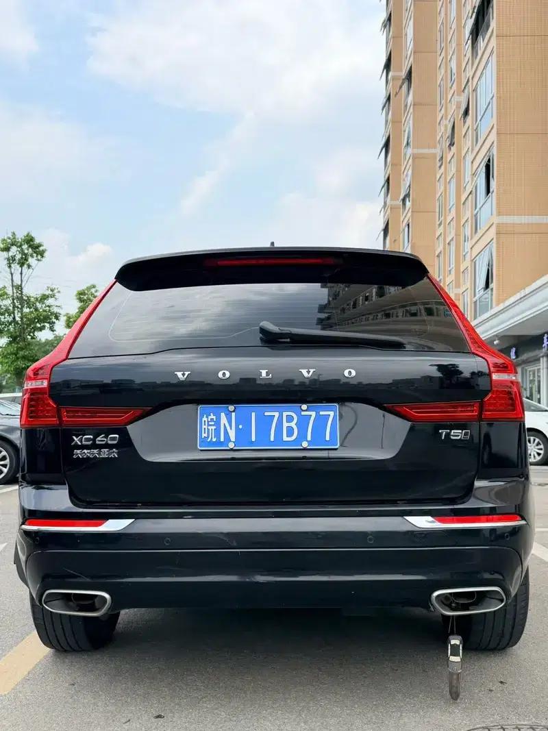 2021 Volvo XC60 T5 AWD Inscription Sport Edition — миниатюра 3
