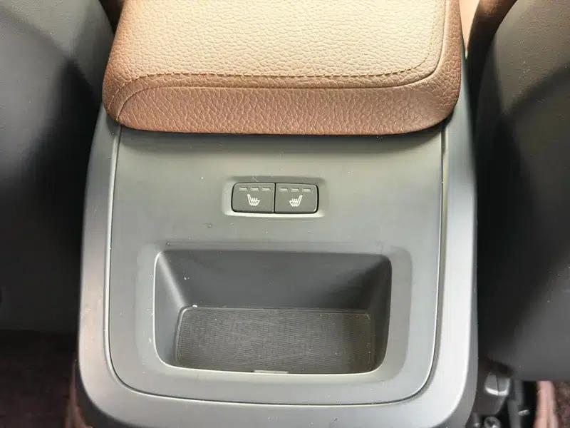 2020 Volvo XC60 T5 AWD Inscription Luxury Edition — миниатюра 14