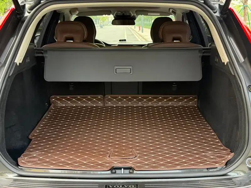 2020 Volvo XC60 T5 AWD Inscription Luxury Edition — миниатюра 18