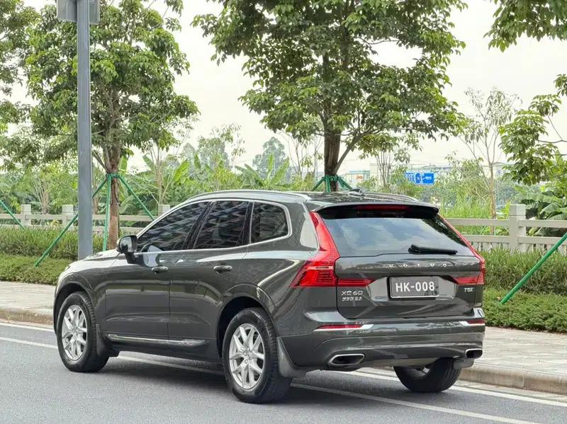2020 Volvo XC60 T5 AWD Inscription Luxury Edition — миниатюра 5