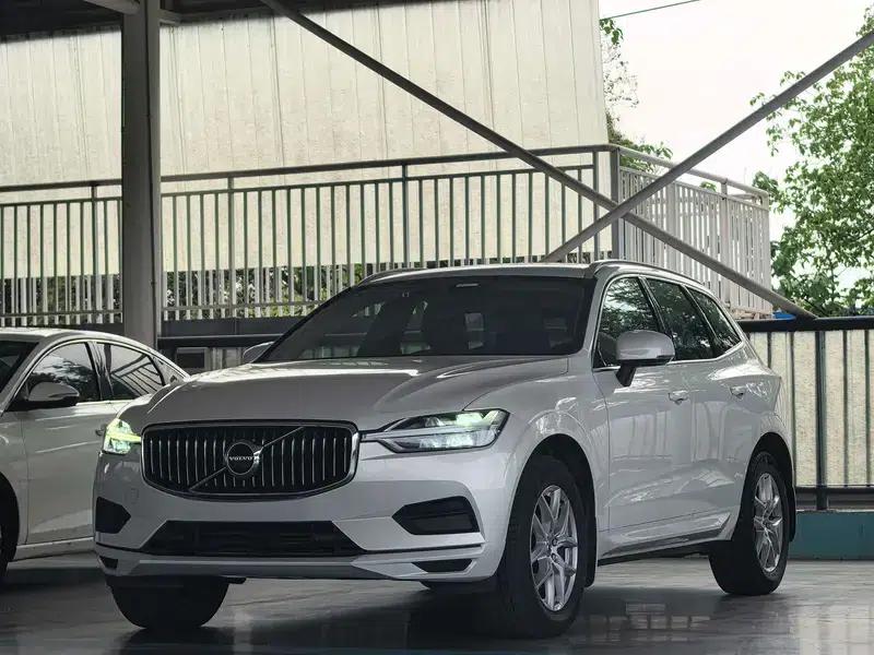 Volvo XC60 2019 T5 AWD Smart Edition (China VI Emission Standard) — миниатюра 1