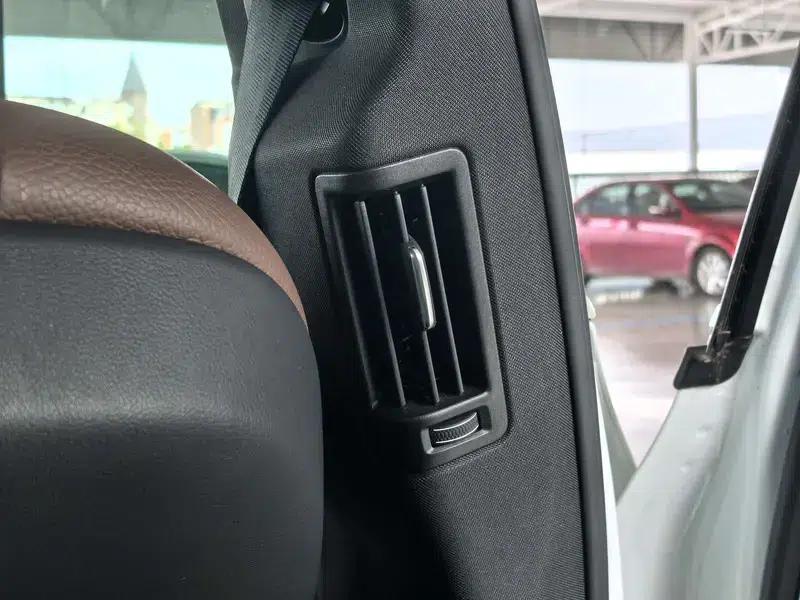 Volvo XC60 2019 T5 AWD Smart Edition (China VI Emission Standard) — миниатюра 11