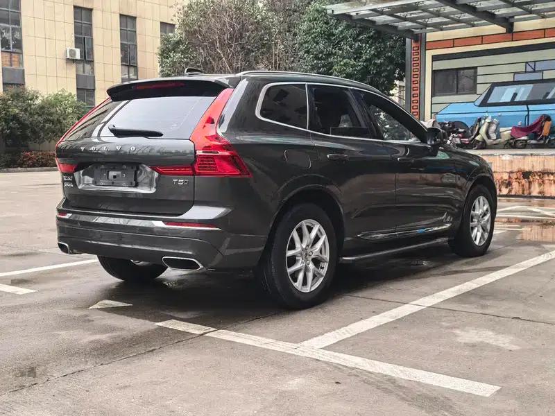 2021 Volvo XC60 T5 AWD Inscription Luxury Edition — миниатюра 7