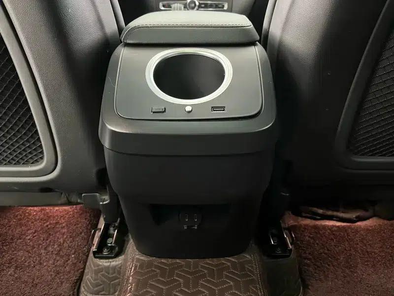 2022 Volvo XC60 B5 AWD Inscription Sport Edition — миниатюра 10