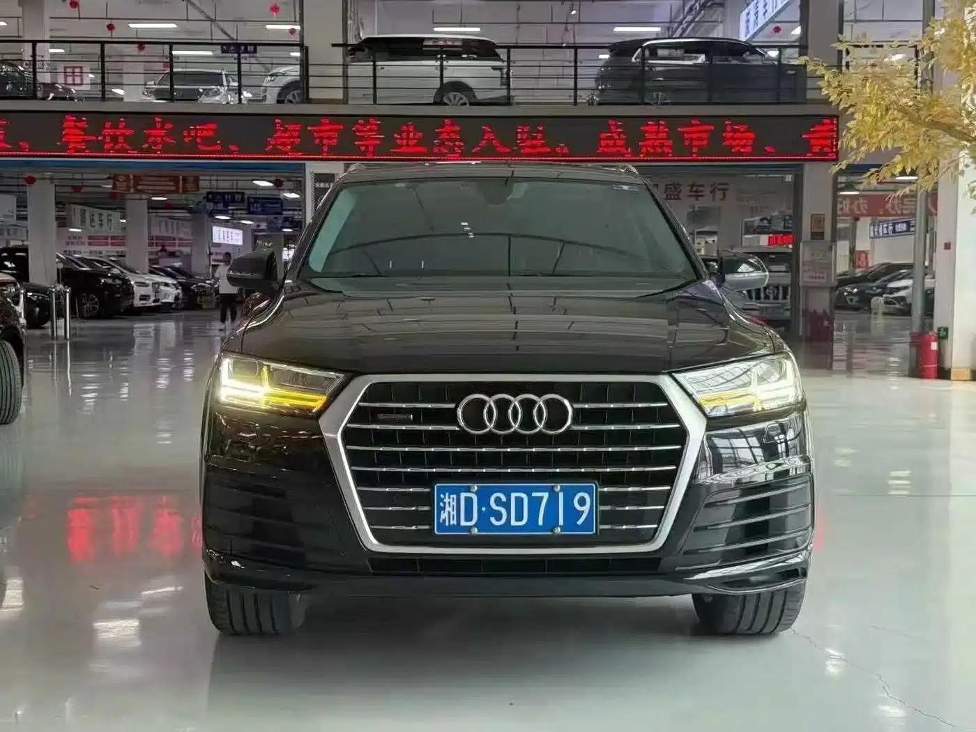 Audi Q7 2019 55 TFSI S line Sport — миниатюра 2
