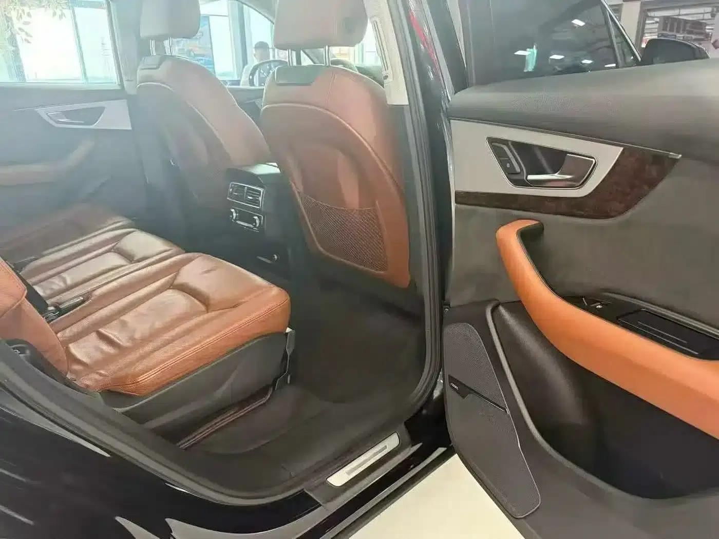Audi Q7 2019 55 TFSI S line Sport — миниатюра 6