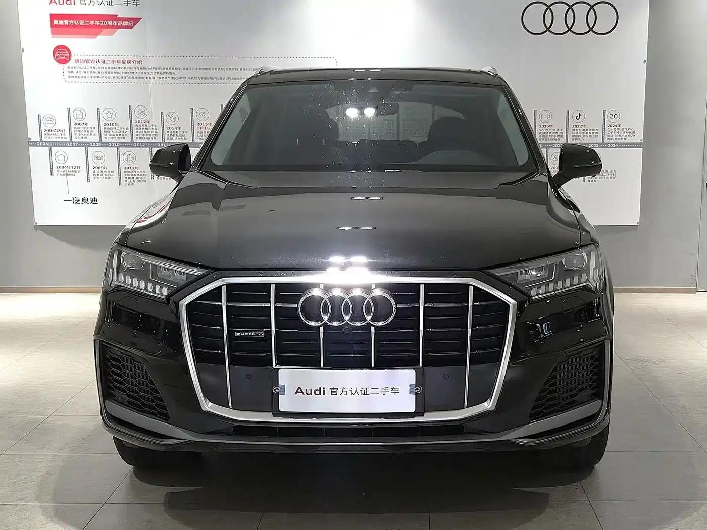 Audi Q7 2023 55 TFSI quattro S line Sport — миниатюра 2