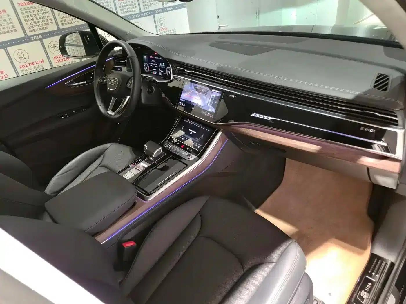 Audi Q7 2023 55 TFSI quattro S line Sport — миниатюра 11