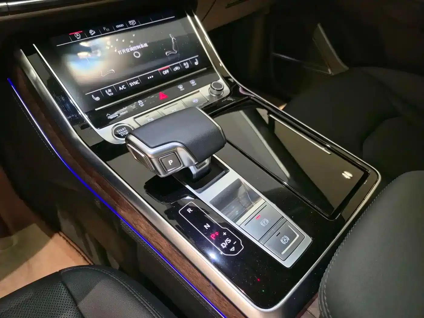 Audi Q7 2023 55 TFSI quattro S line Sport — миниатюра 15