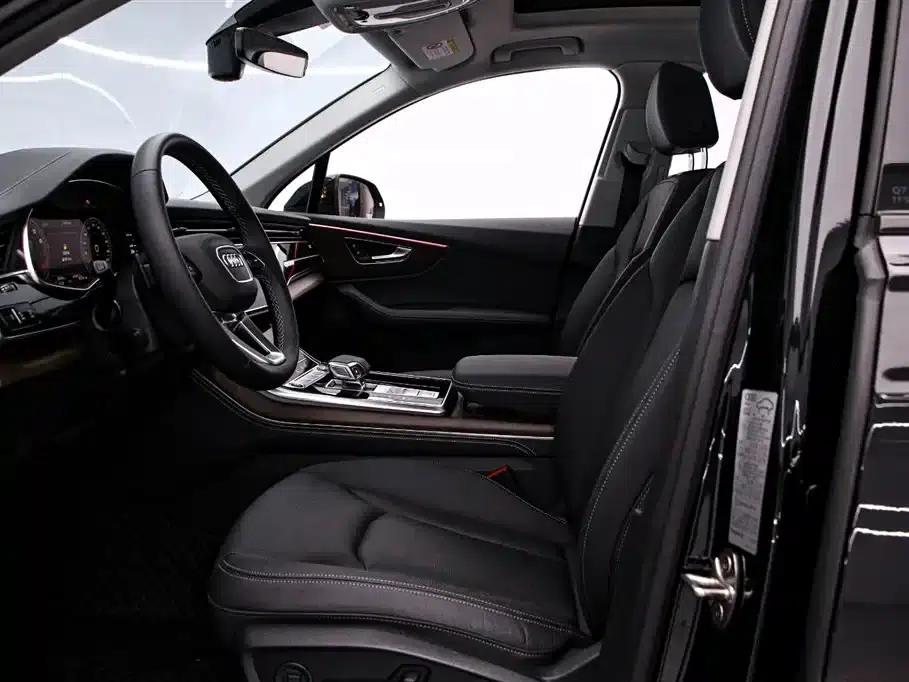 Audi Q7 2025 45 TFSI quattro S line Black Knight Edition — миниатюра 12
