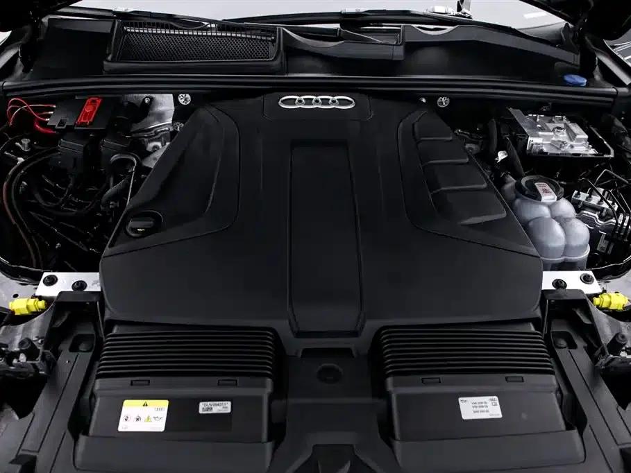Audi Q7 2025 45 TFSI quattro S line Black Knight Edition — миниатюра 17