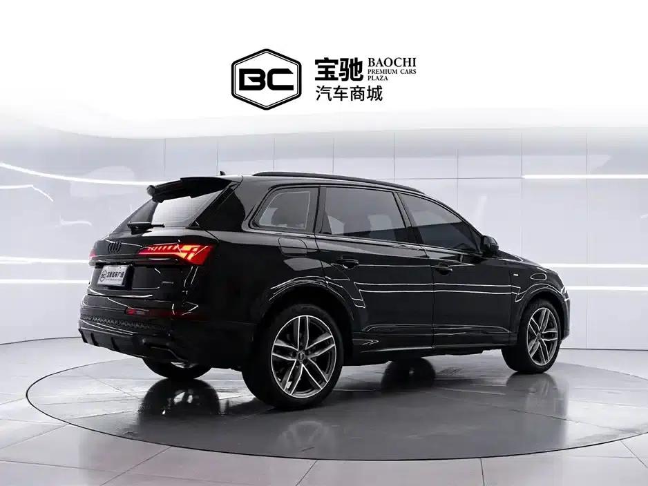 Audi Q7 2025 45 TFSI quattro S line Black Knight Edition — миниатюра 3
