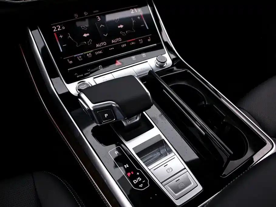 Audi Q7 2025 45 TFSI quattro S line Black Knight Edition — миниатюра 9