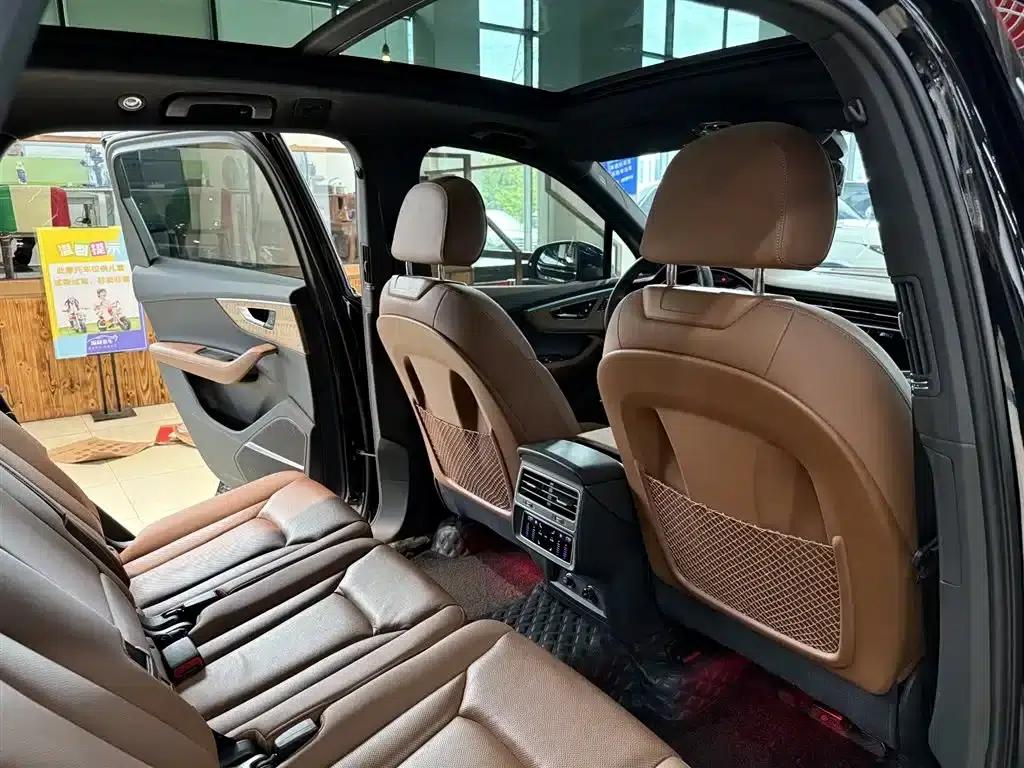 Audi Q7 2025 55 TFSI quattro S line Ice Sport Edition — миниатюра 18