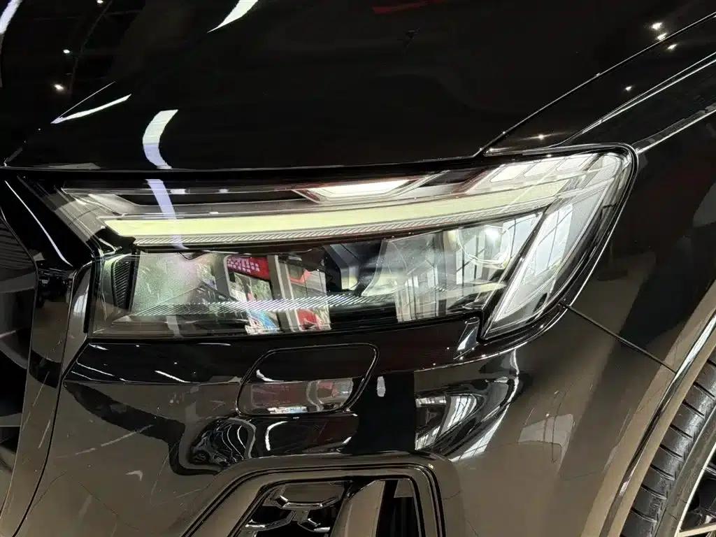 Audi Q7 2025 55 TFSI quattro S line Ice Sport Edition — миниатюра 6