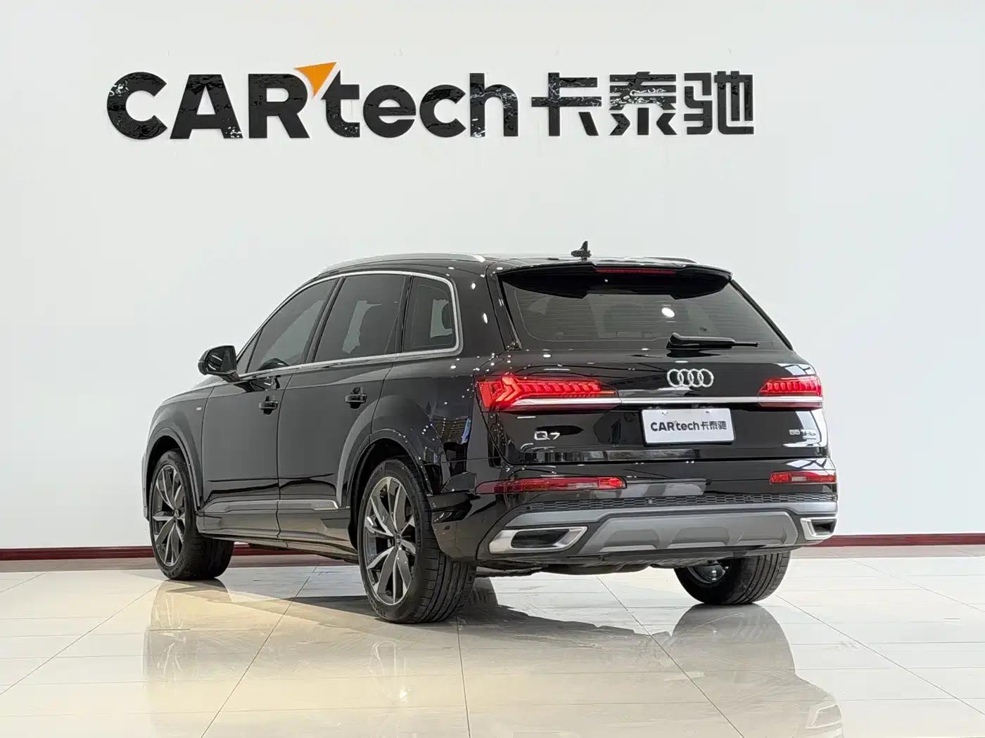 Audi Q7 2022 55 TFSI quattro S line Sport — миниатюра 24