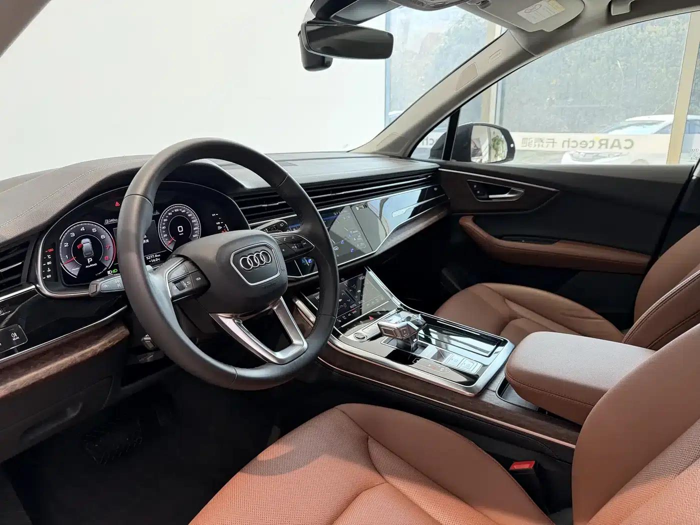 Audi Q7 2022 55 TFSI quattro S line Sport — миниатюра 6