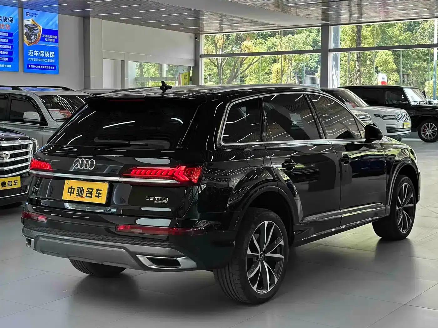 Audi Q7 2023 55 TFSI quattro S line Sport — миниатюра 5