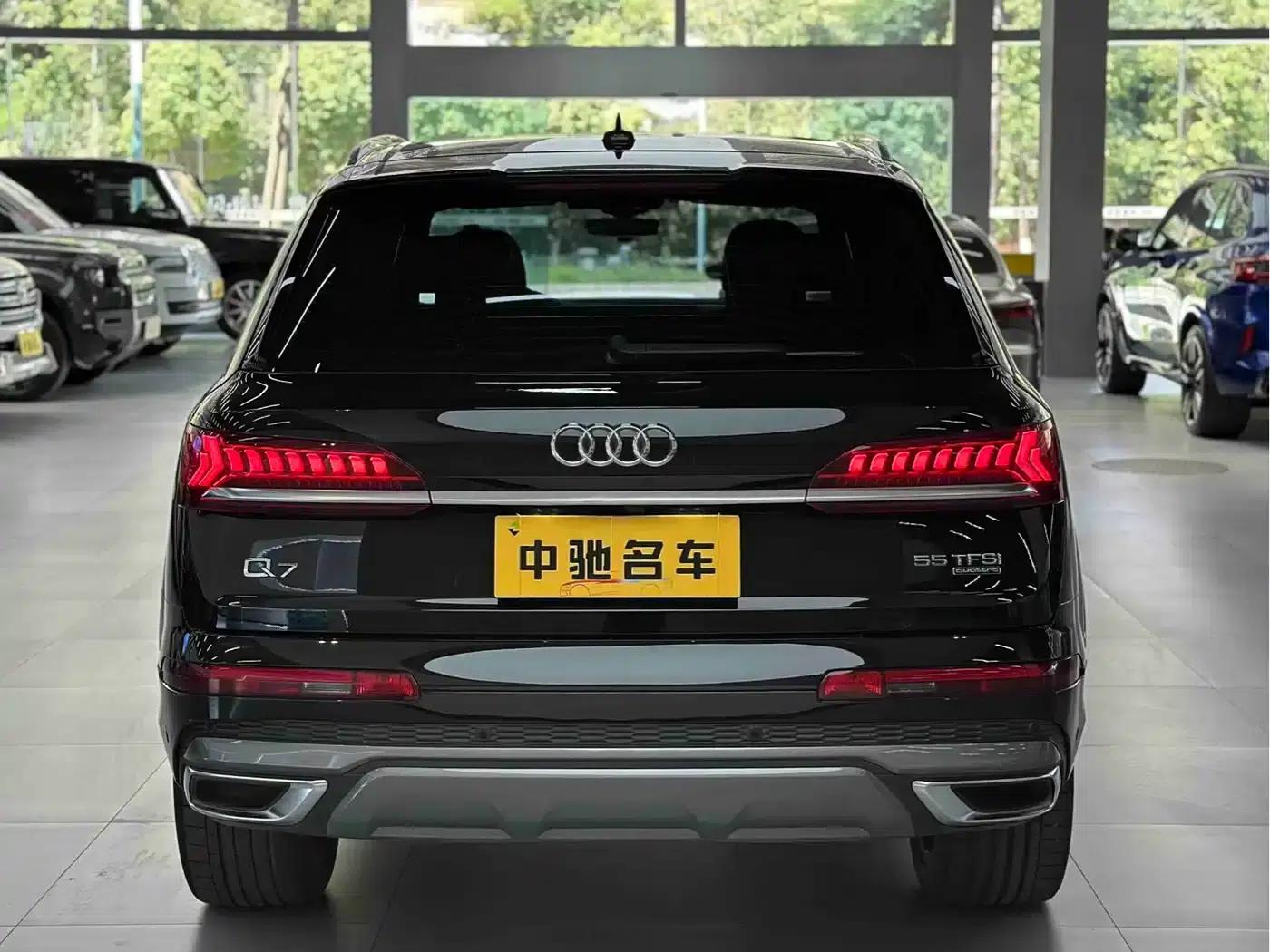 Audi Q7 2023 55 TFSI quattro S line Sport — миниатюра 6
